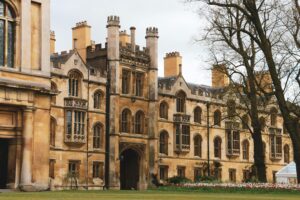 Read more about the article Ivy League Universities – History, Admissions & How to Get In